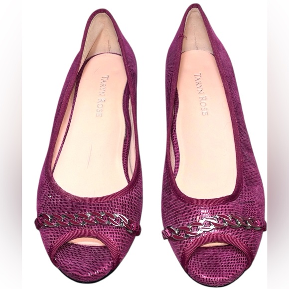 Taryn Rose Shoes - Taryn Rose Plum Peep-Toe Flats with Chain Accent size 6.5M